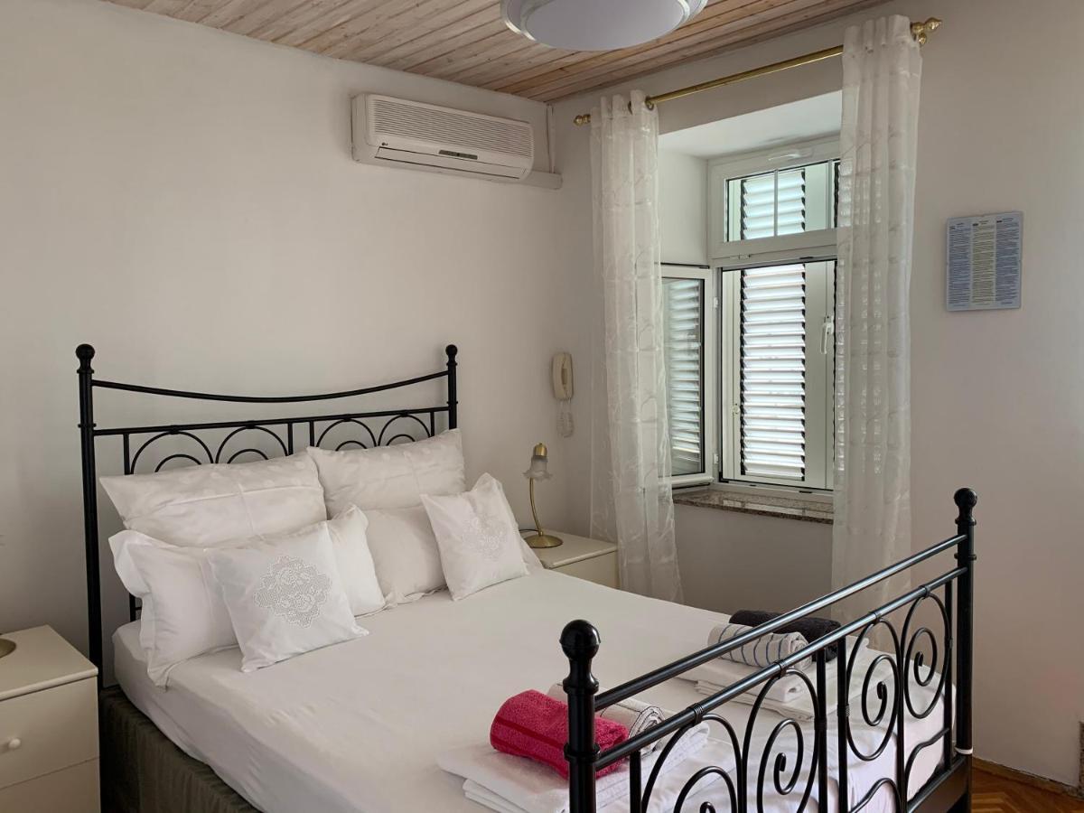 Goga Apartment *
